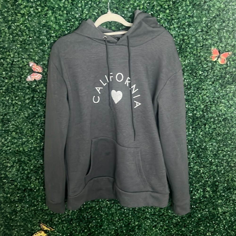I Heart California Hoodie!!
